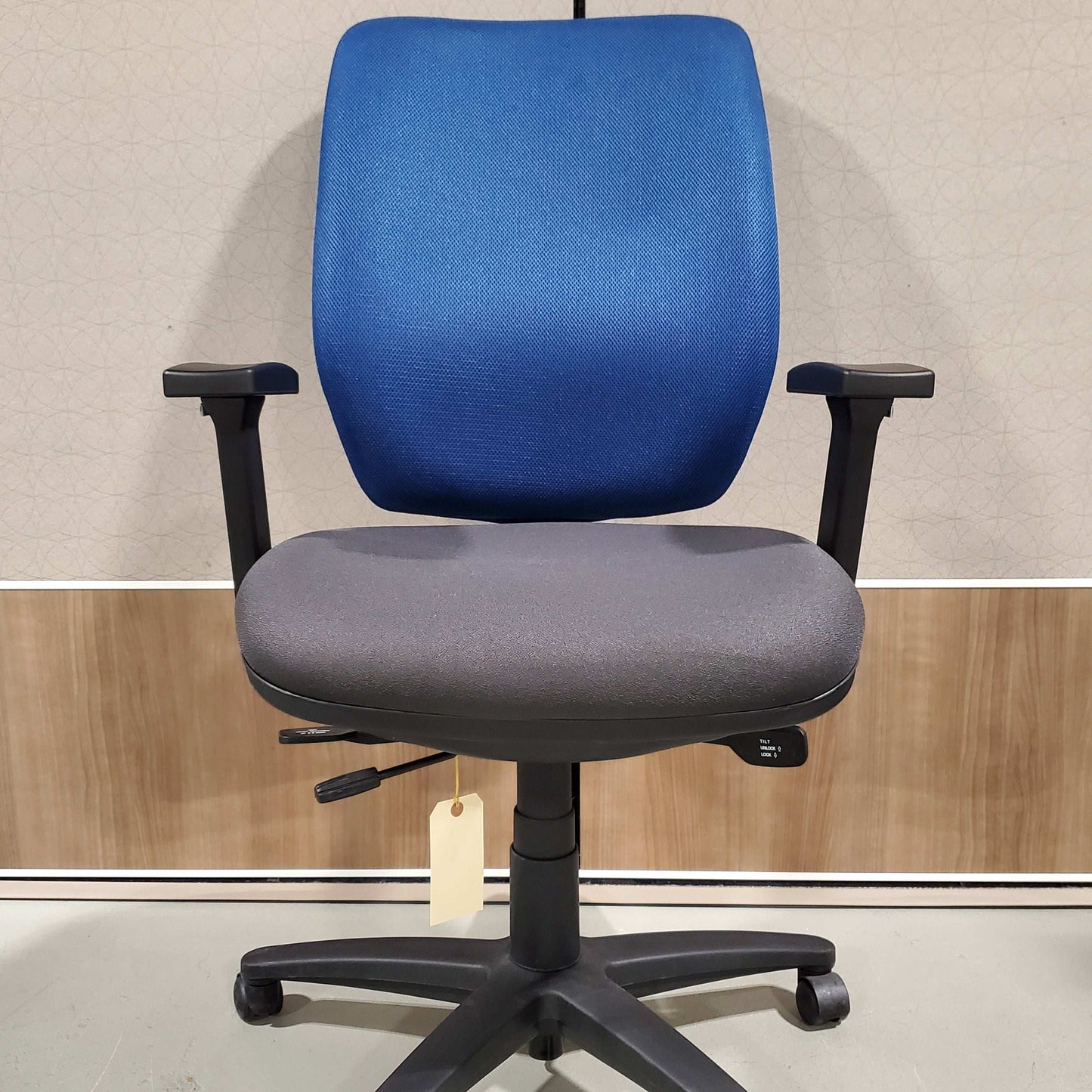 Nightingale Frio - Chairlines