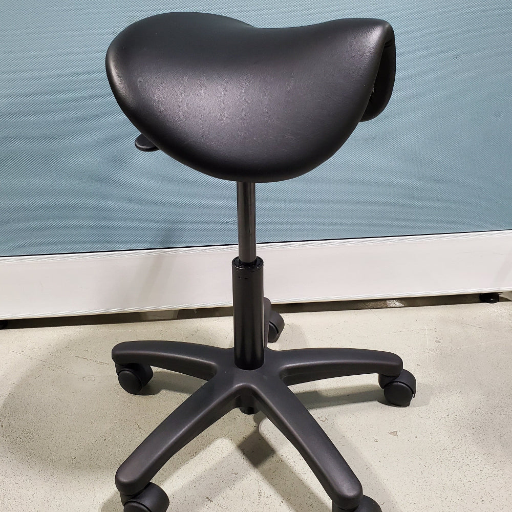 Standard Systems Saddle Stool - Chairlines